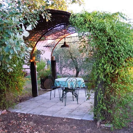 Apartment Le Casine-perignano-spinelli Sleeps 6 Cortona
